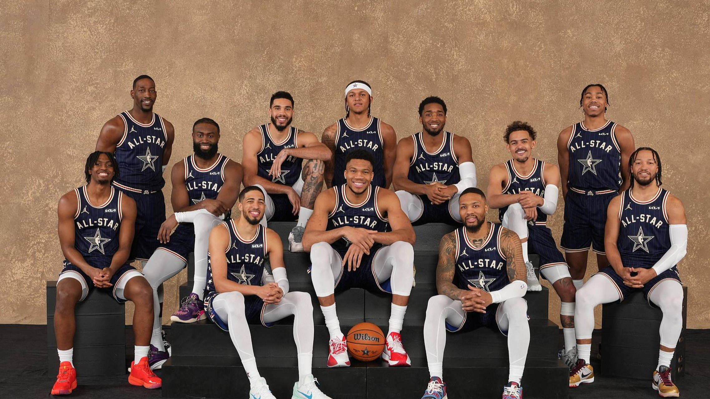 关于菲尼克斯太阳冲刺阶段状态回暖，志在全明星赛名次提升，管理层满意，球队文化再被提及的信息欧博