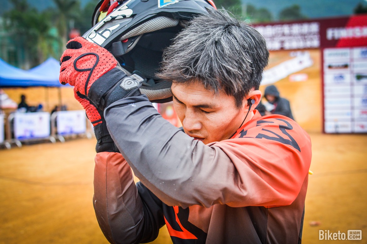 包含从山东泰山围绕荷甲门线救险到关键时刻手感冰凉，风云突变布鲁克林篮网清晨遗憾出局的词条欧博
